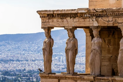 BILETE DE AVION! OFERTE! Grecia, Bucureștiul - Atena - Bucureștiul 29.07.2026-05.08.2026 138 &euro;
