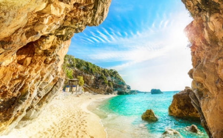 BILETE DE AVION! OFERTE! Grecia, Varșovia - Corfu 03.05.2025 113 €