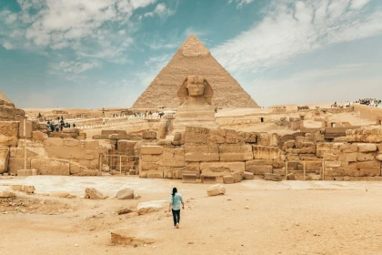 BILETE DE AVION! OFERTE! Egiptul, Bucureștiul - Sharm el Sheikh - Bucureștiul 23.08.2026-30.08.2026 335 &euro;