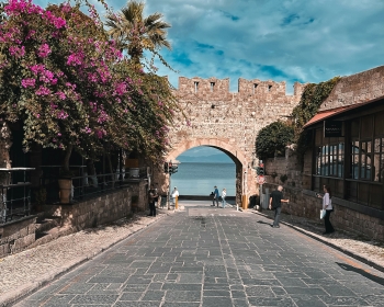 BILETE DE AVION! OFERTE! Grecia, Bucureștiul - Rhodes - Bucureștiul 11.07.2026-18.07.2026 146 &euro;